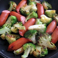 A picture of Pan-fried Broccoli & Sausages.