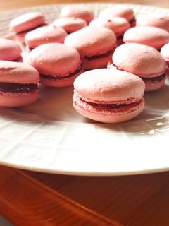 A picture of Raspberry Macarons.