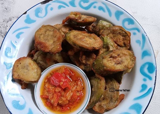 Resep Terong Hijau Goreng Sambal Bawang Oleh Mama Fathan Cookpad