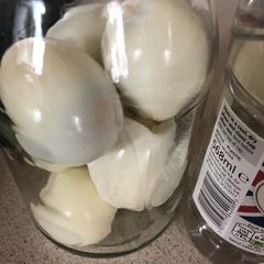 A picture of Pickled Eggs.