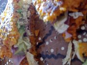 Una foto de sandwich de pan integral