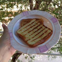 A picture of French toast.