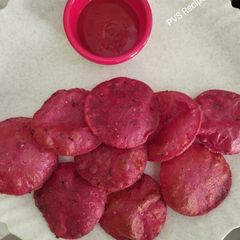 A picture of Beetroot puri.