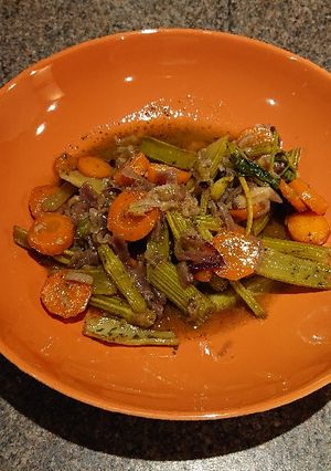 A picture of Braised Celery.
