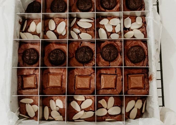Brownies Sekat Hemat + Tips Fudgy Shiny Crust