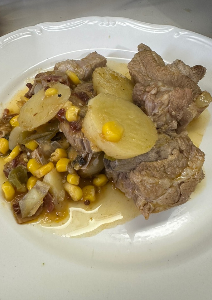 Una foto de Costillitas de cerdo en salsa reconciliadora a la Sonorense