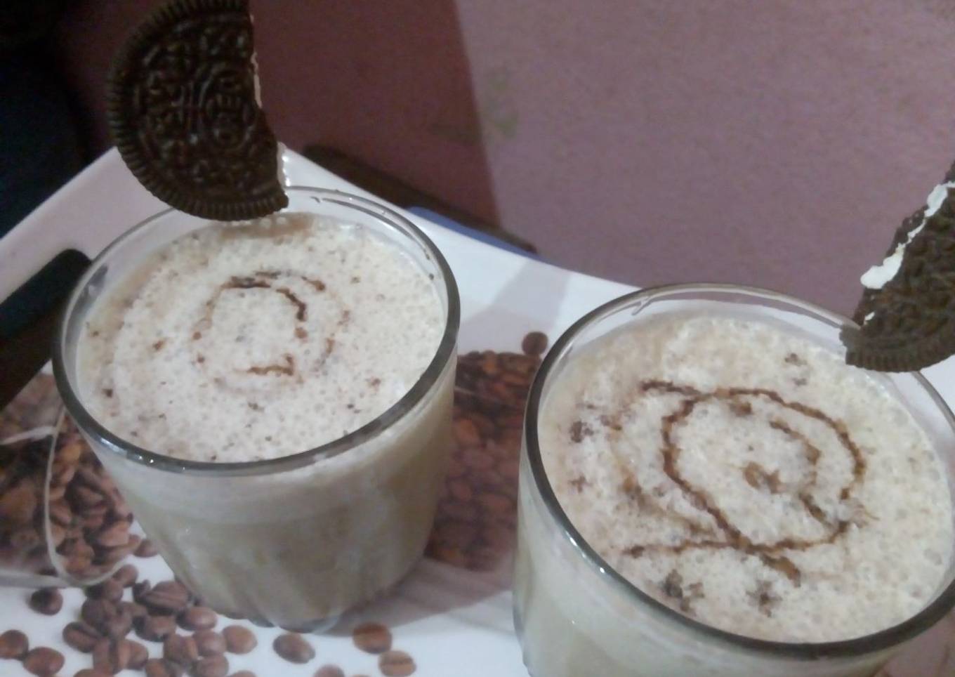Cold coffee with Oreo