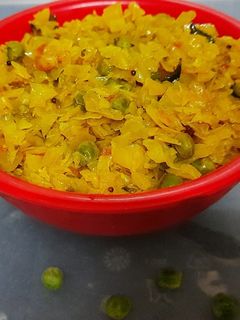कोबीची भाजी रेसिपी (kobichi bhaji recipe in marathi) रेसिपी चे मुख्य फोटो