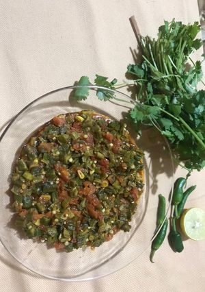 A picture of Tomato bhindi.