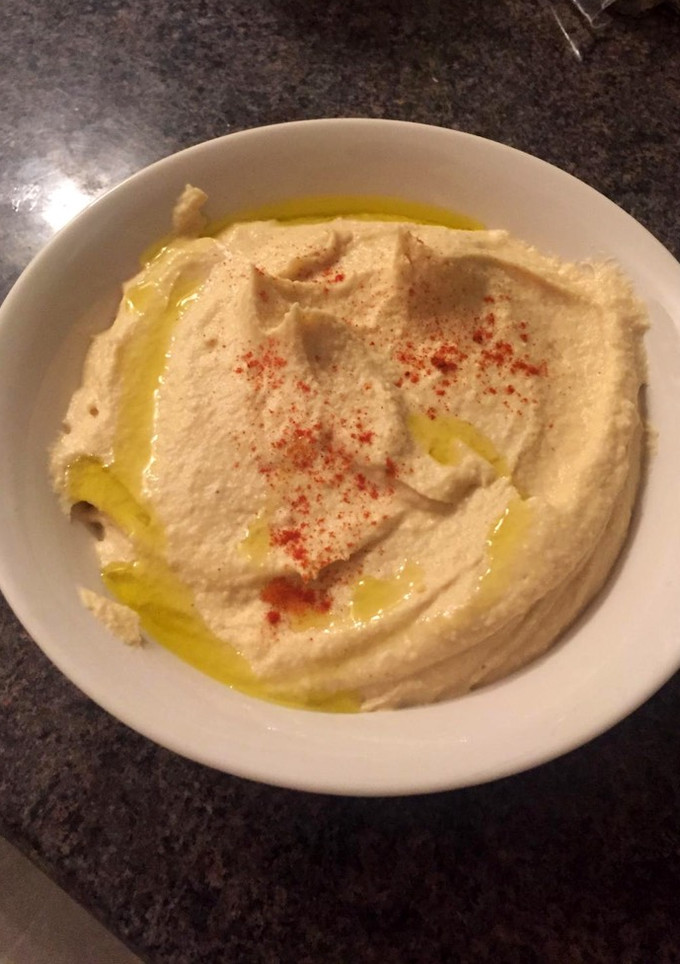 Una foto de Hummus casero