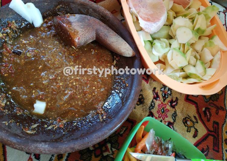 Rujak Manis Jeruk Bali