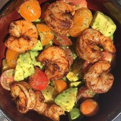 A picture of Shrimp and Avocado salad.