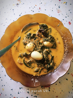 Foto resep Gulai Pucuk Ubi plus teman2nya