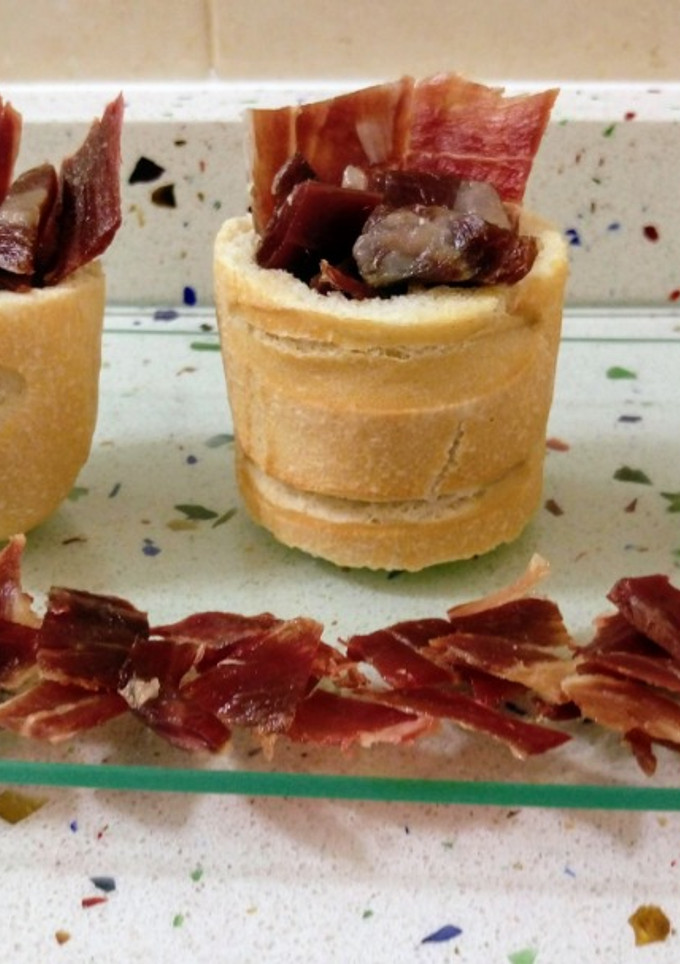 Una foto de Sushi ibérico