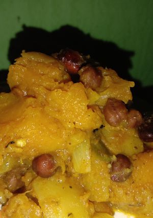 কুমড়োর ছক্কা (Kumror chokka recipe in Bengali) রেসিপির প্রধান ছবি