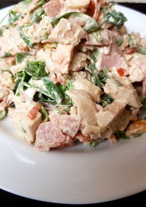 A picture of My Steamed Chicken Salad😊.