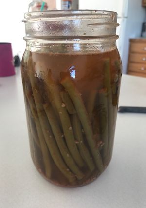 A picture of Pickled spicy green beans.