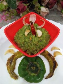 कैप्सिकम चटनी (Capsicum chutney recipe in hindi) रेसिपी मुख्य फोटो