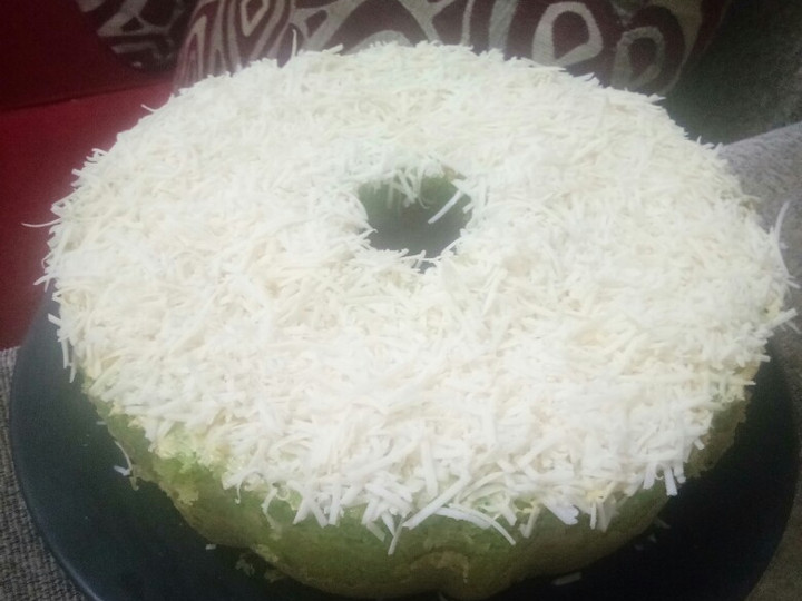 Cara Gampang Menyiapkan Bolu pandan keju mantul!!!, Enak Banget