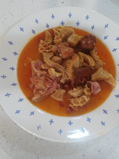 Una foto de Menudo (se dice aquí)callos