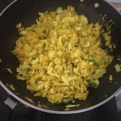 A picture of Cabbage poriyal.