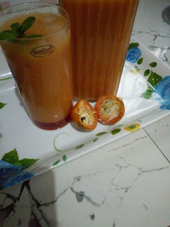 A picture of African cherry drink (agwaluma).