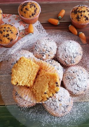 Foto di Muffin alle carote con gocce di cioccolato 🥕🍫