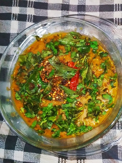 A picture of Raw Mango Palak Dal Tadka.