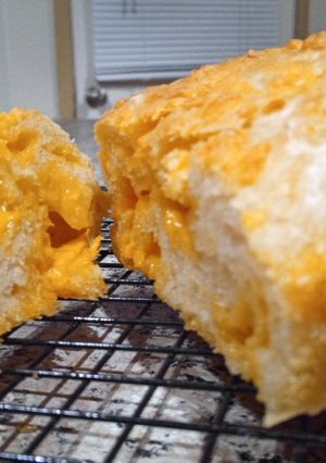 A picture of Cheesey Bread.
