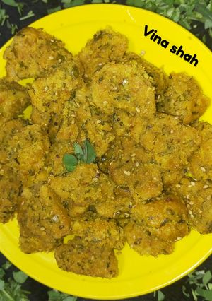 मेथी मुठिया (Methi Muthia recipe in hindi) रेसिपी मुख्य फोटो
