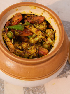 A picture of Gobhi gajar mix pickle.