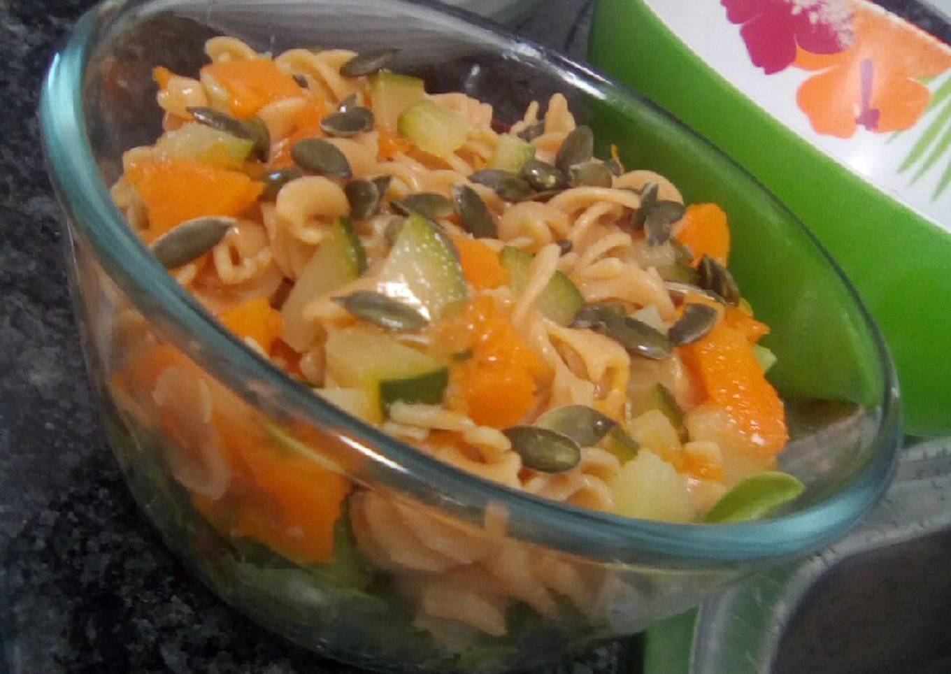 Ensalada de pasta y verduras