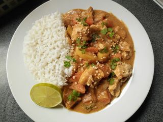 泰式瑪莎曼雞肉咖哩-Massaman Chicken Curry-防疫咖哩飯
