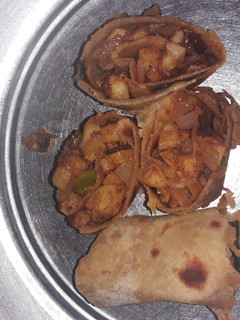 பொட்டேட்டோ டீப் ஃப்ரை மசாலா ரோல் செய்முறை முக்கிய புகைப்படம்