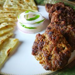 A picture of Galouti Kebab.
