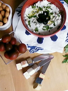 Una foto de Labneh o queso de yogur