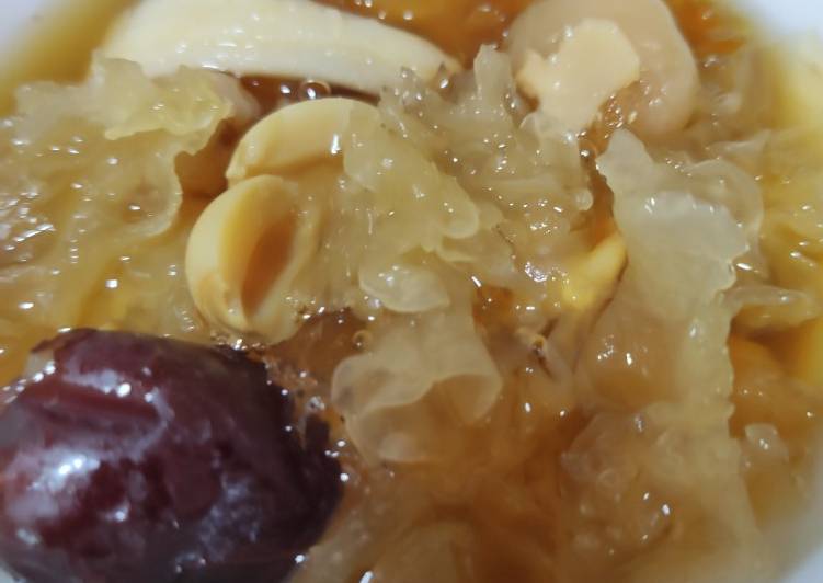 Recipe of Any-night-of-the-week White fungus soup (dessert)