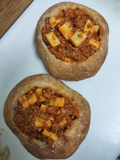 Una foto de Bollos Rellenos de carne picada y queso