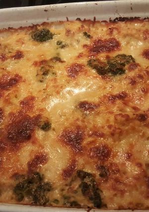 A picture of Spaghetti squash cheesey Chicken bake.