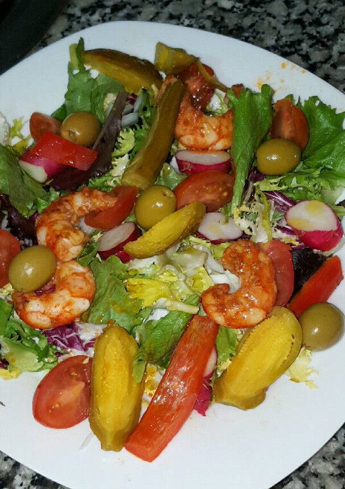 Una foto de Ensalada de langostinos