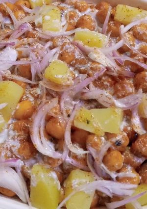 A picture of Dahi Chana Chat.