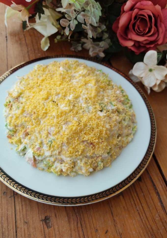 Una foto de Ensaladilla de marisco