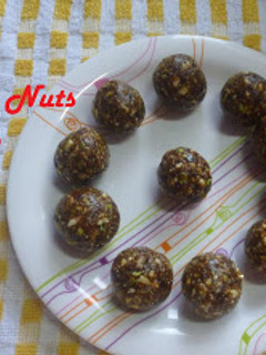 A picture of Dates ladoo.