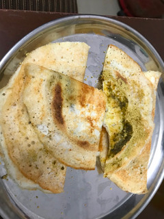 முட்டை தோசை (muttai dosai recipe in tamil) செய்முறை முக்கிய புகைப்படம்