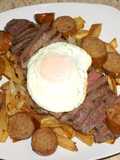 Chorrillana de carne asada y chorizo casero