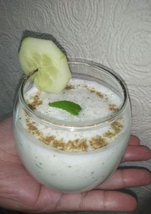 A picture of Cucumber Mint Lassi.