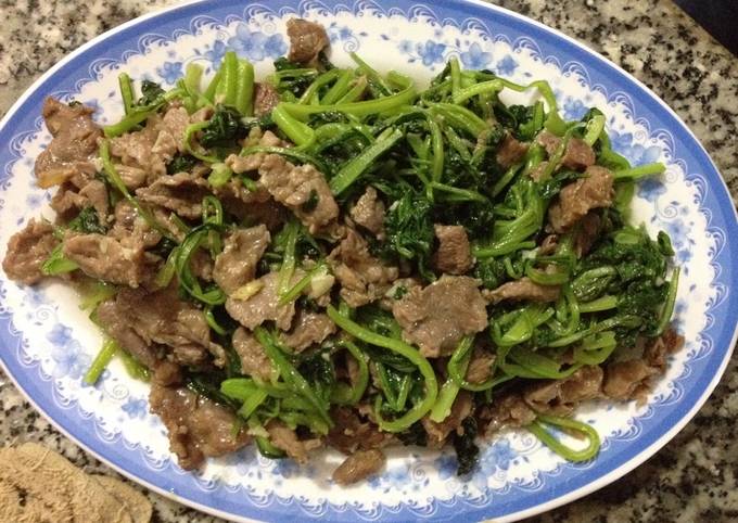 Cách làm thịt bò xào rau cải đậm nét Việt
