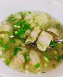 Canh bắp cải cuộn thịt