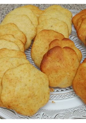 Una foto de Galletas de plátano/ banana/cambur 🍌😃 esponjosas👍