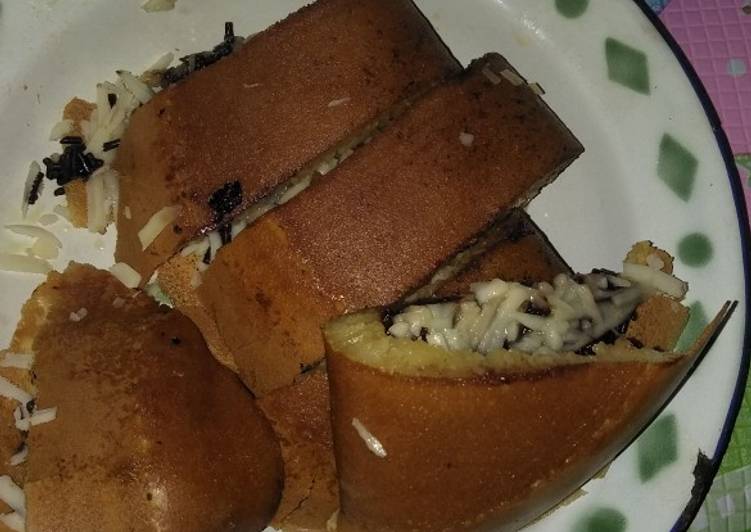 Martabak manis teflon